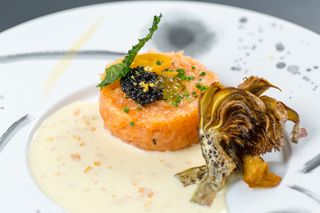 Tarutaru Salmon Kinkan Caviar