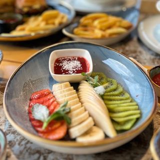 Фруктовая нарезка