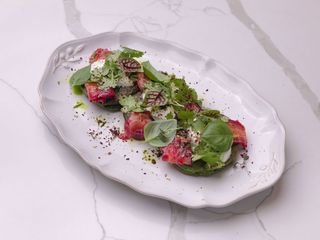 GLOVOАвокадо оладки з йогуртом та лососем (300g)