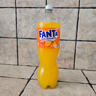 Fanta de naranja 2 litros 