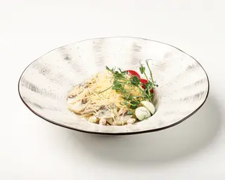 Паста с курицей и грибами