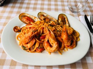 Linguine con Frutti di Mare 