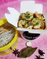 ბრინჯის თხელი ატრია კრევეტებით(4 კრევეტი）