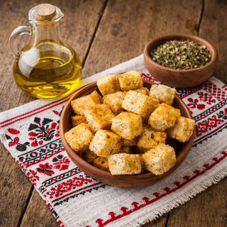 Crutoane din paine cu ierburi mediteraneene