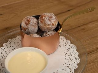 Пончики із заварним кремом (250g)