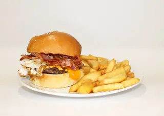 Eggs burger