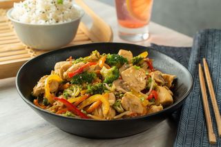 Chop suey de pollo