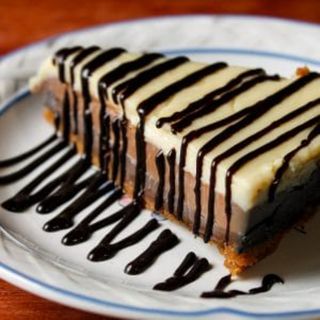 Tarta De Tres Chocolates