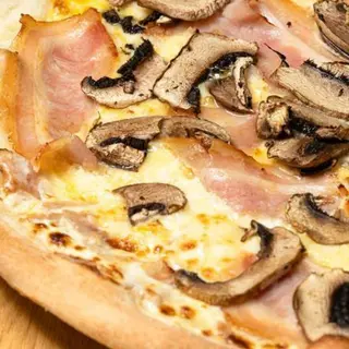 Pizza Charli