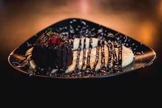 Fondant de ciocolata cu creme brulee