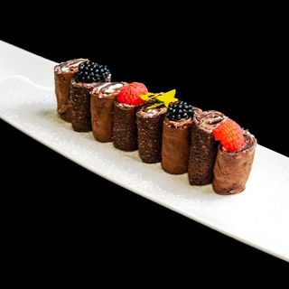 Clătite Loka cu mascarpone și dulceață 