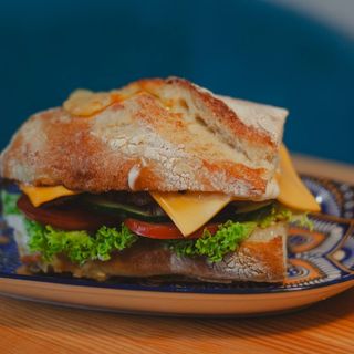 Багет з куркою