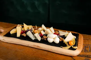 Platou mix brânzeturi