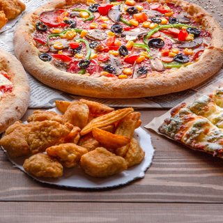 Pizza + Acompanhamento + Bebida (L)