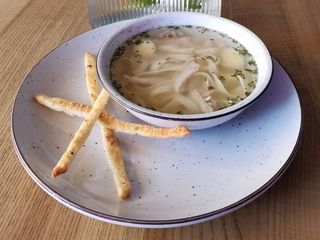 БУЛЬЙОН З КУРКОЮ (360/20g)