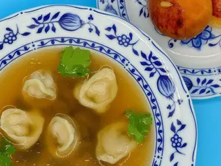 Бульйон курячий з вушками (250g)
