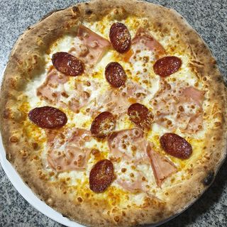 Pizza Salsiccia Picante