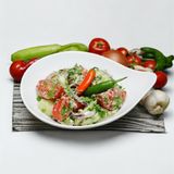 კიტრი-პომიდვრის სალათი ნიგვზით