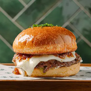 "Cheesy Off-White" Smash burger double