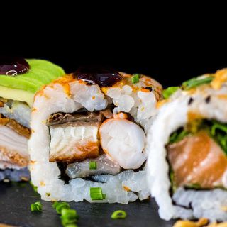 URAMAKI PERSONALIZADO /8 UDS