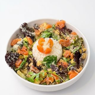 Ensalada De Salmón