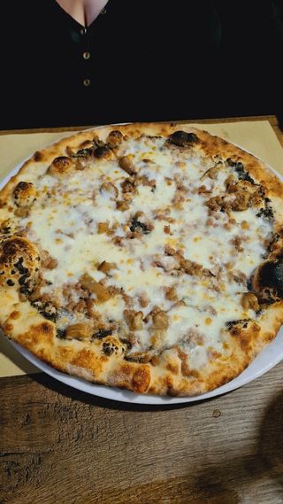 Pizza funghi