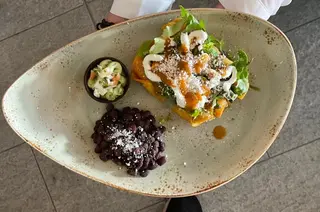 Tacos dorados