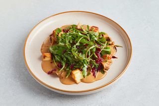 Свекольный салат с рукколой 120 г