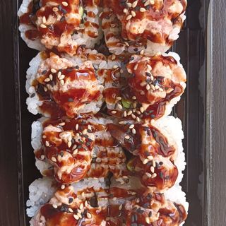 Uramaki King Salmón
