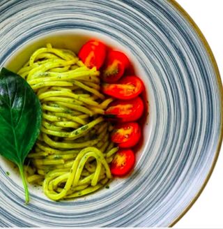 Spaghetti Al Pesto Con Burrata