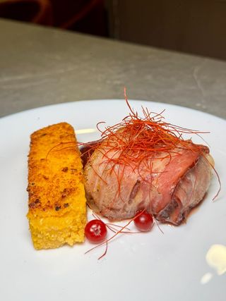 Медальйони з телятини