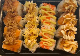 120 Uramaki Mix