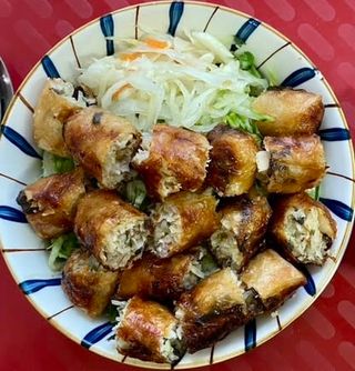 V3 Sajgonki wermiszel z makaronem ryżowym