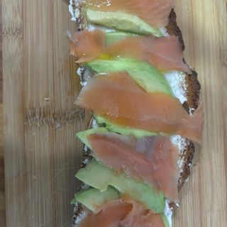 Tosta de salmón 