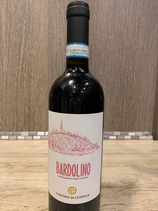 Vino rosso Bardolino cantina di Custoza 75 cl 12 % vol