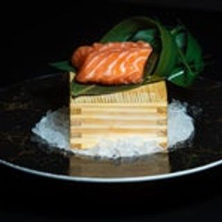 319 Sashimi sake