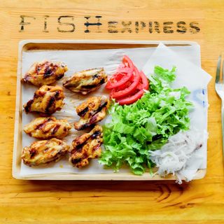 Пилешки крилца на грил