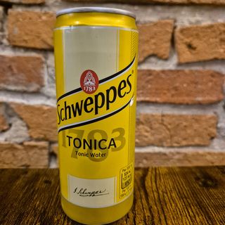 Schweppes tonica