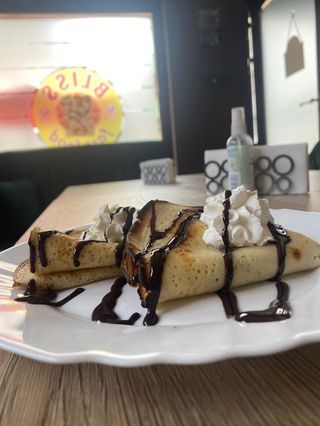 Clatite cu ciocolata 