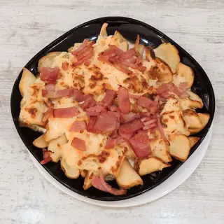 Patatas Gratinadas Con Pollo (Plato)