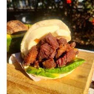 Arepa De Cochino Frito (1 Ud.)