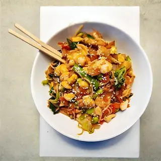 Stir-Fried Prawns With Cashewnuts 腰果 炒 虾仁