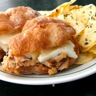 Menu para 2! Escolha 2 Sandes!