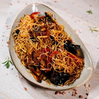 Noodles cu legume