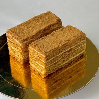 Մեղրով տորթ