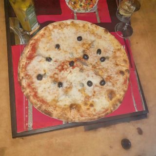 Pizza Siciliana (30 Cm.)