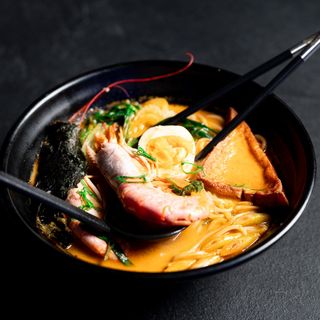 Ramen tom yam