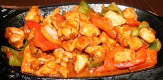 C14，Pollo a la Plancha con Salsa de Curry