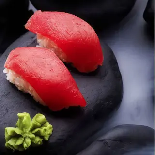2. Sushi Atún