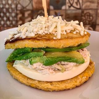 CACHAPA REINA PEPIADA